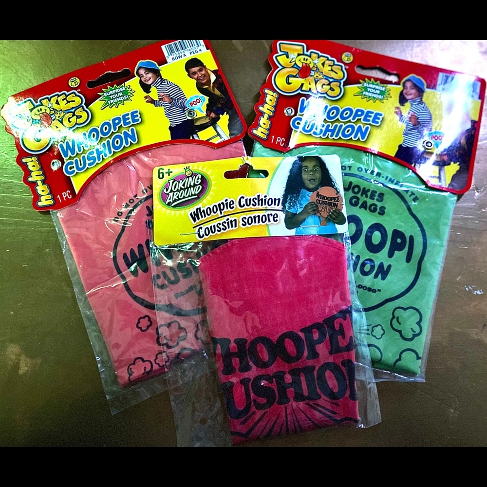3 pack whoopee cushions!